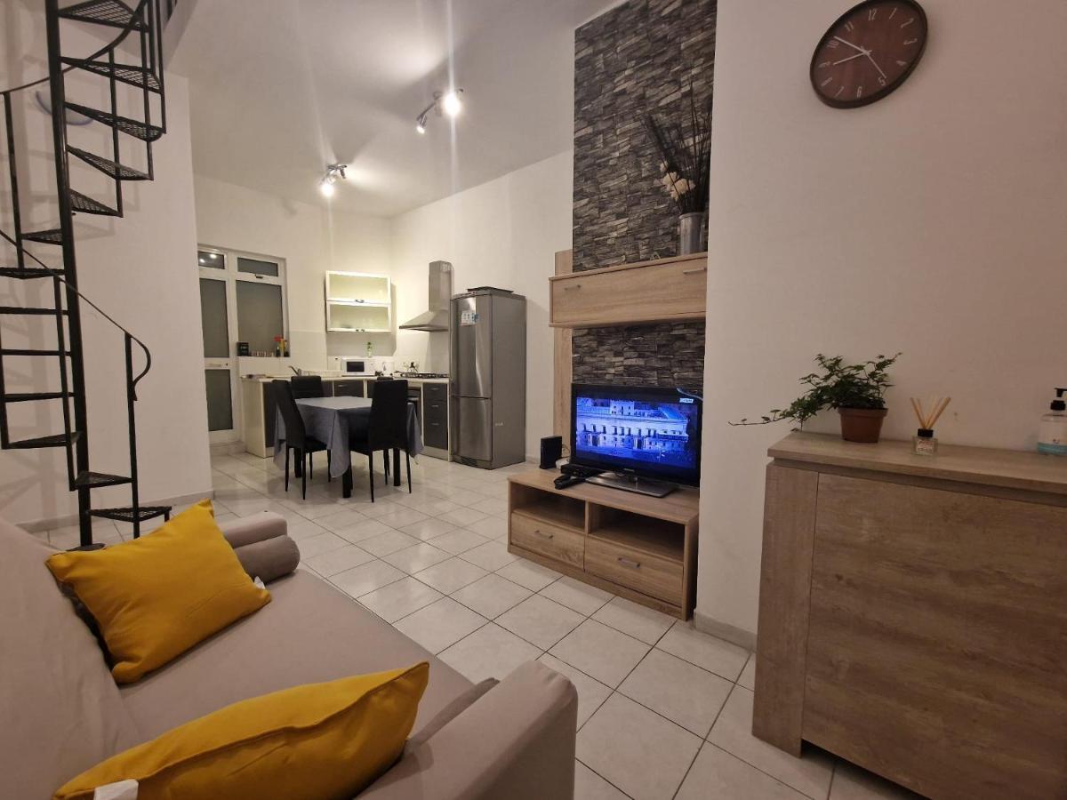 Balesa Property - Modern Duplex House In Central Сліма Екстер'єр фото